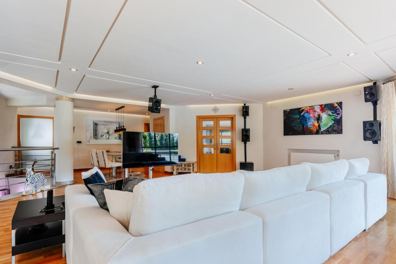 Lushville - Luxurious Villa With Pool In Valencia Campo Olivar Exterior foto
